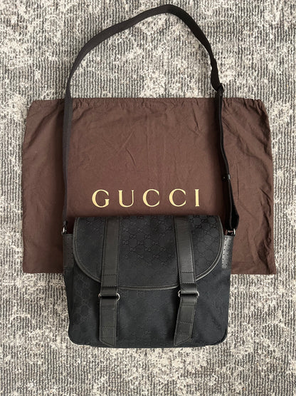 GUCCI MESSENGER BAG