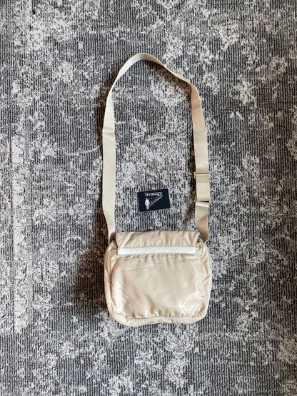 PRADA BEIGE MESSENGER