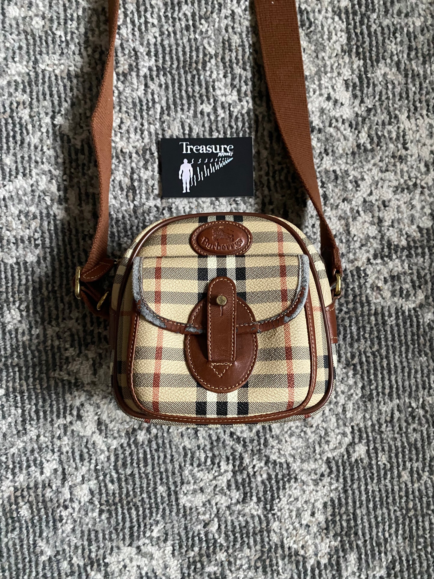 BURBERRYS MINI SHOULDER BAG