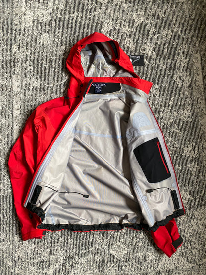 ARC’TERYX GORETEX JACKET