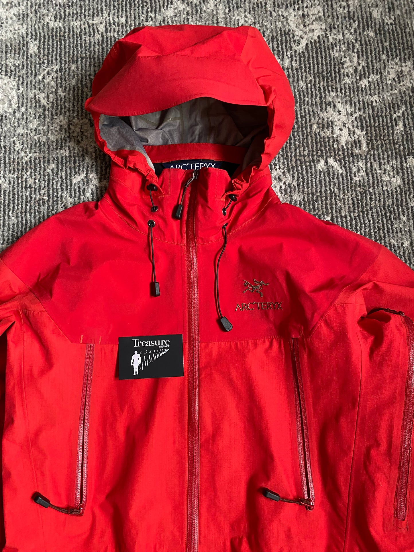 ARC’TERYX GORETEX JACKET