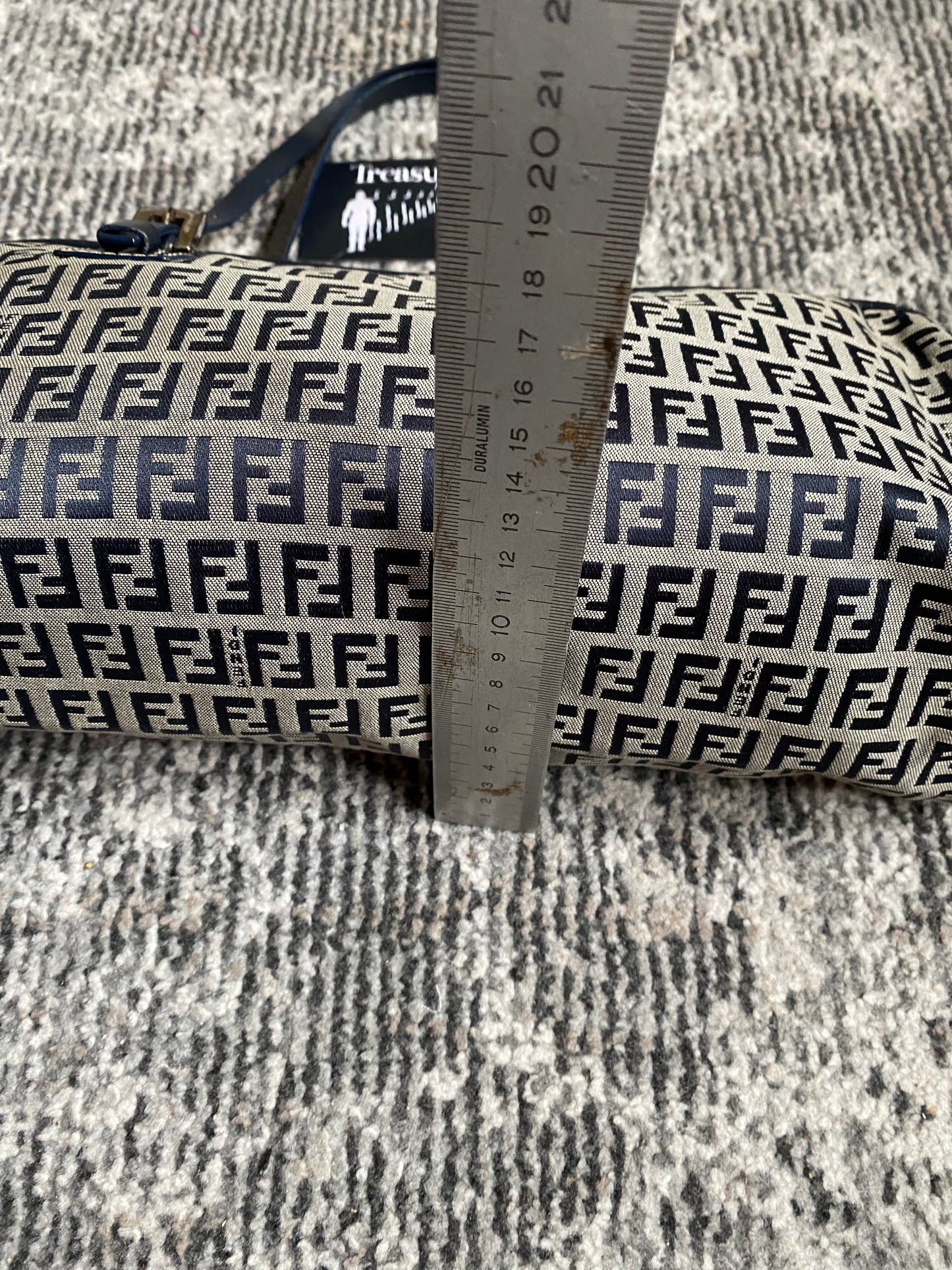 FENDI BAGUETTE BAG